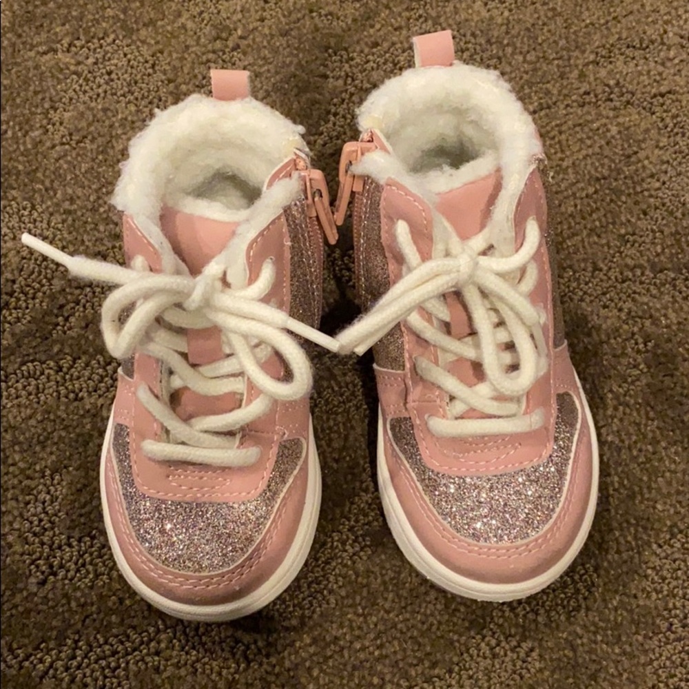 Pink sparkly sneakers for baby/toddler girl!